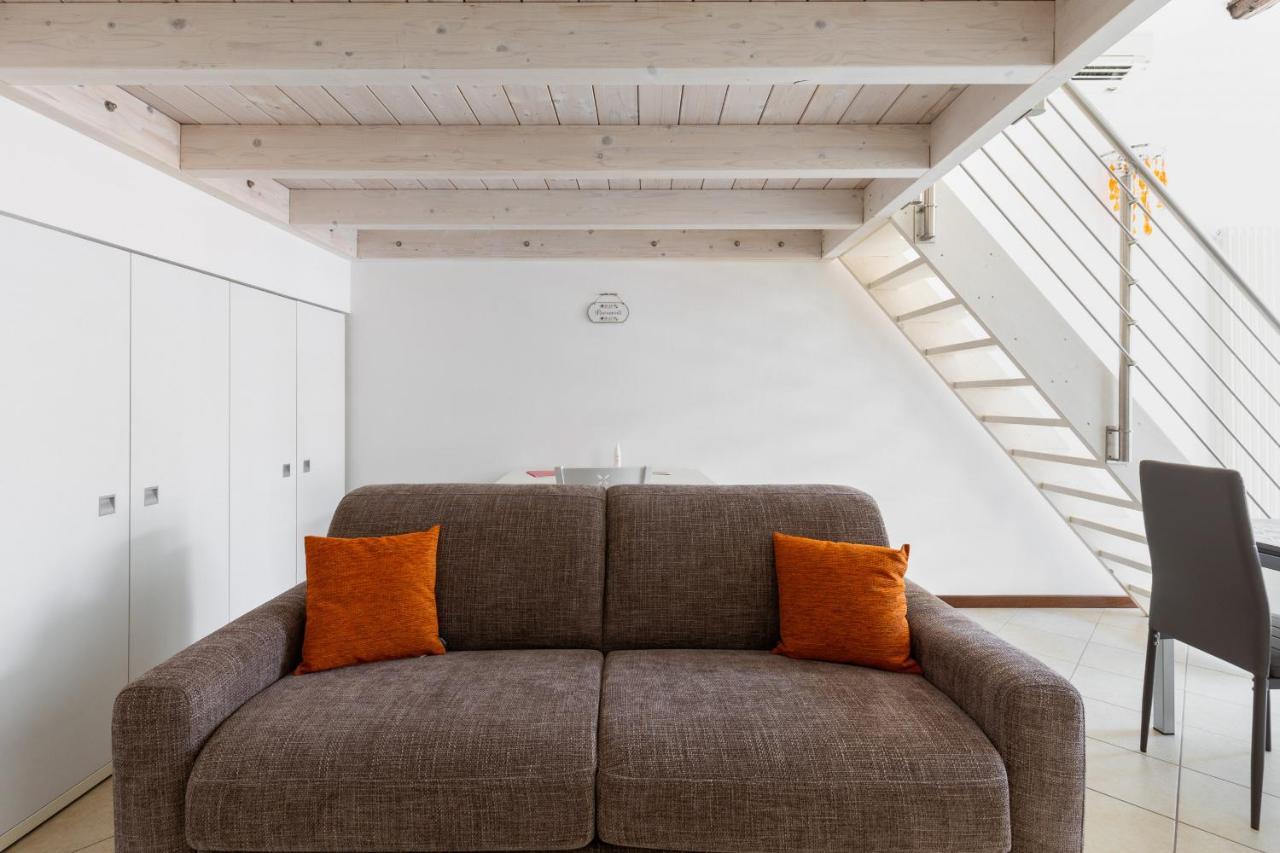 Cozy Mezzanine Apartment By Wonderful Italy Болонья Экстерьер фото