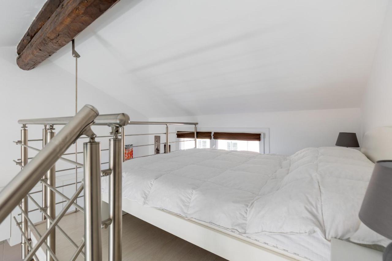 Cozy Mezzanine Apartment By Wonderful Italy Болонья Экстерьер фото